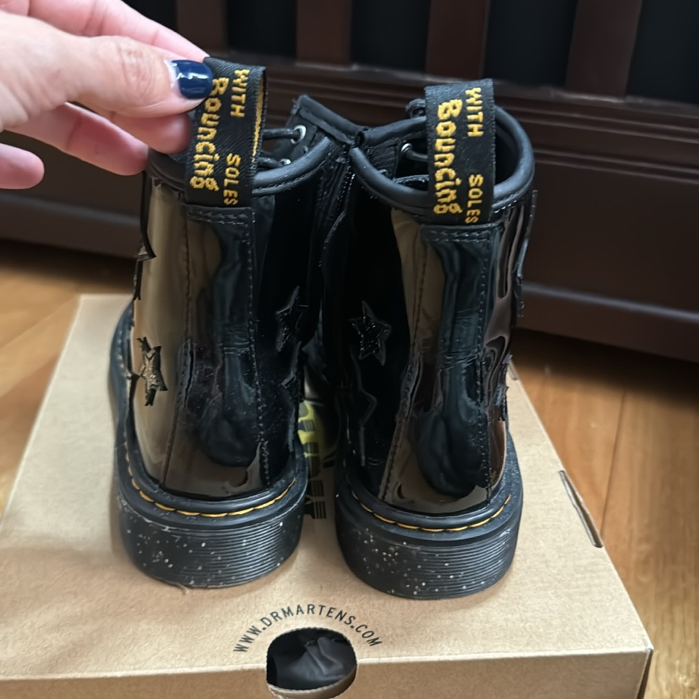 DRMarten boots - Picture 4 of 8